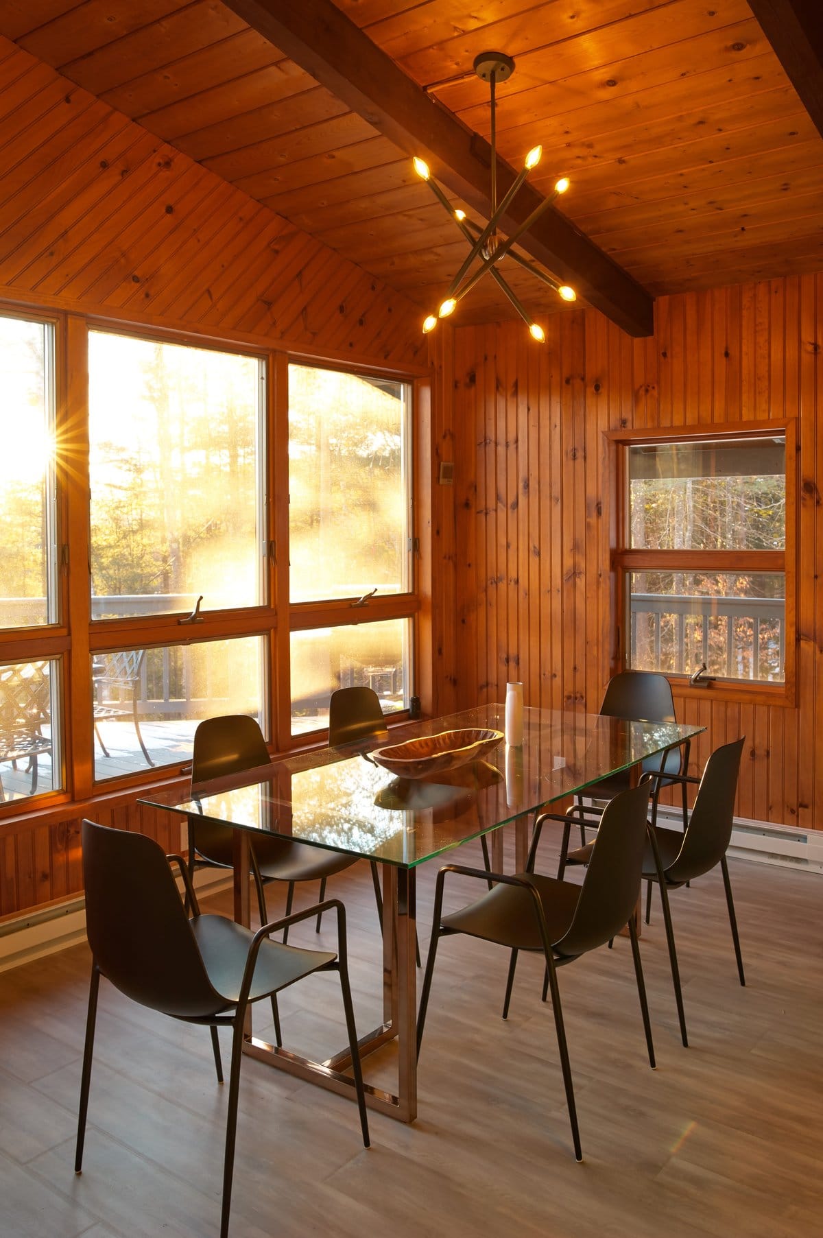 Stratton Chalet dining room — professional vacation rental photo